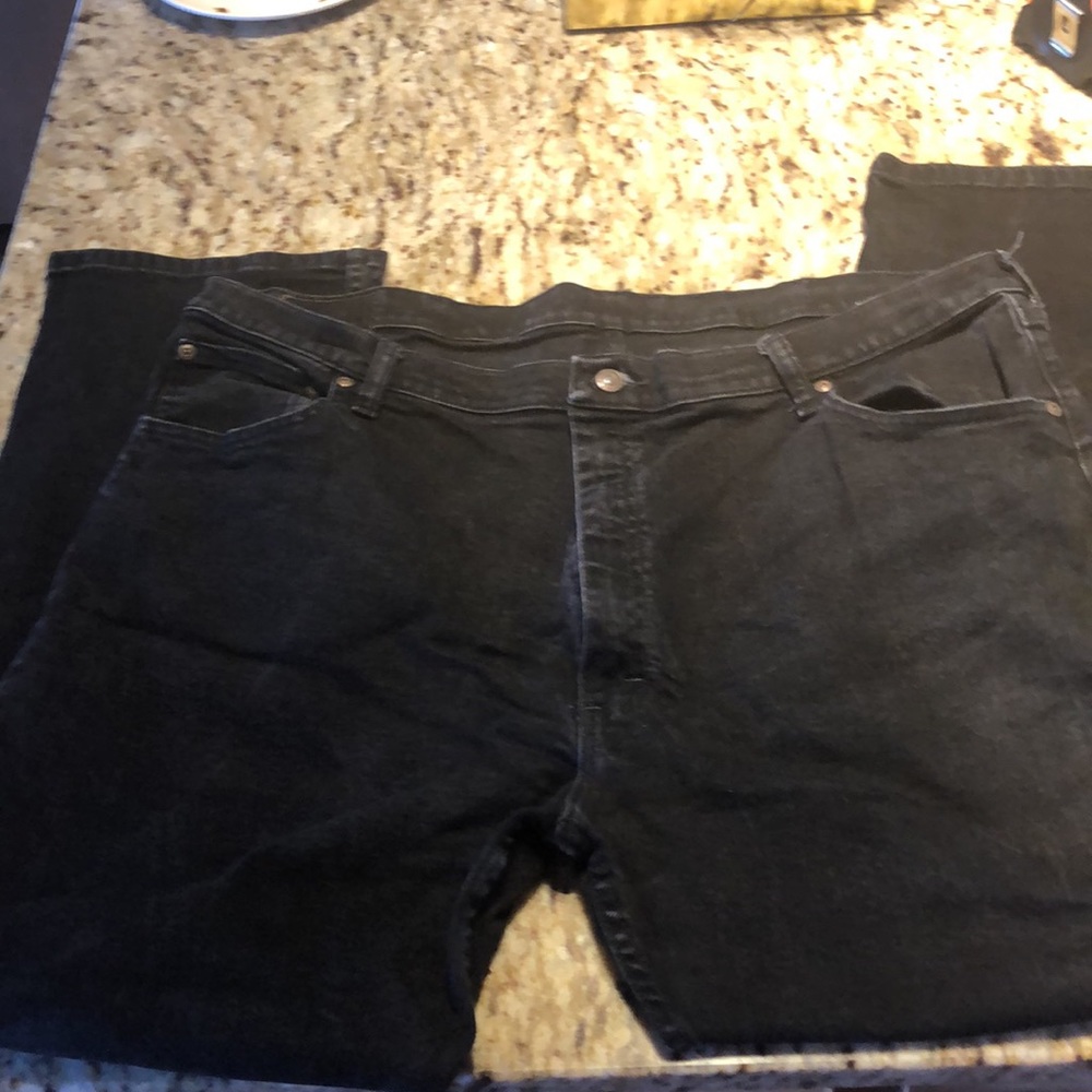 “EUC” Men’s Wrangler Regular Fit Jeans - Picture 2 of 4